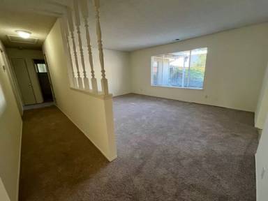 Main picture of 1209 Drake Cir