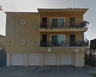 Main picture of 927 Daisy Ave