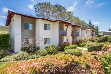 Main picture of 1710 S El Camino Real