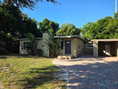 Main picture of 313 Granada Dr
