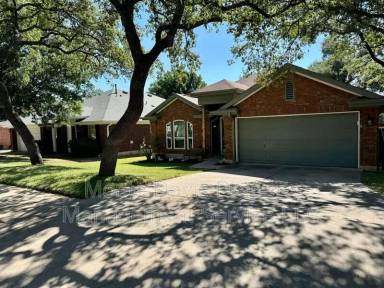 Main picture of 8311 Edgemoor Pl