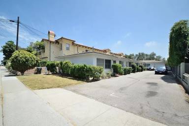 Main picture of 2102 Vanderbilt Ln
