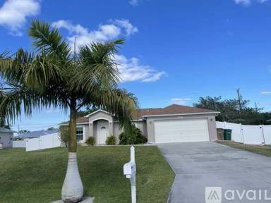 Main picture of 2137 NE 20th Ter