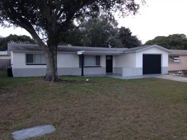 Main picture of 5049 School Rd