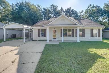 Main picture of 7308 Cypress Cir