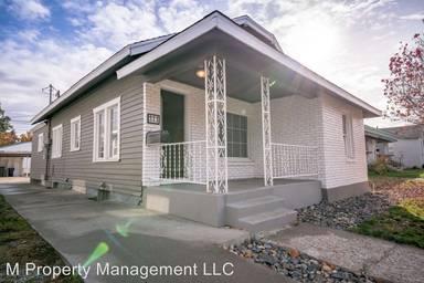 Main picture of 211 Fuller St