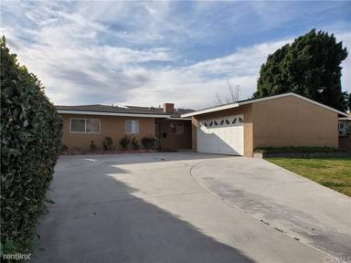 Main picture of 123 S Meadow Rd