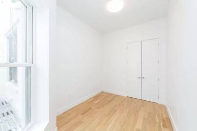 Main picture of 926 Prospect Pl