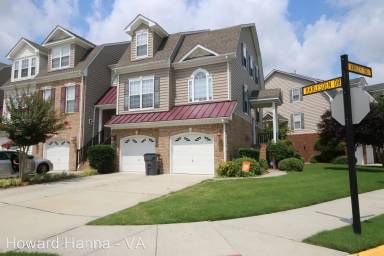 Main picture of 4444 Harlesden Dr