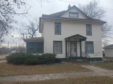 Main picture of 103 W Monroe St