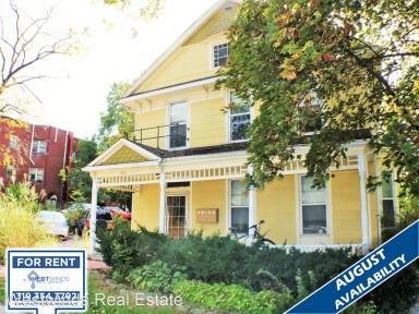 Main picture of 803 E College St