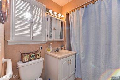 Main picture of 55 Blauvelt St