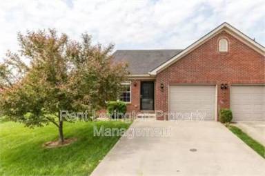 Main picture of 300 Elkchester Cir