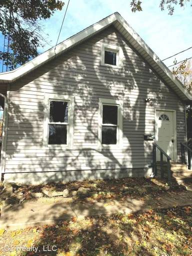 Main picture of 1016 Eleanor Ave