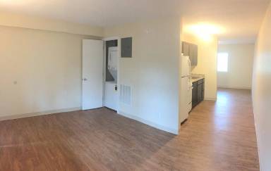 Main picture of 817 W High St