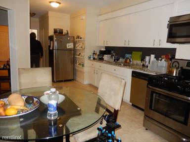 Main picture of 133 Cottage St