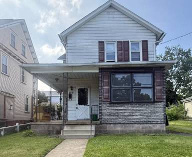 Main picture of 205 2nd St