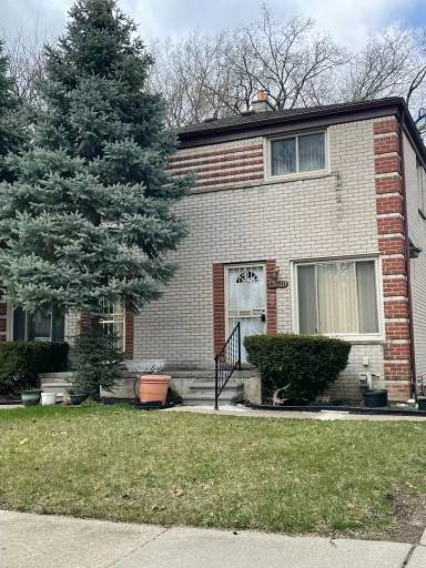 Main picture of 13620 Pearson St