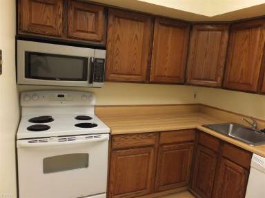 Main picture of Meadowood Condominiums Association