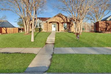 Main picture of 246 Pinyon Ln