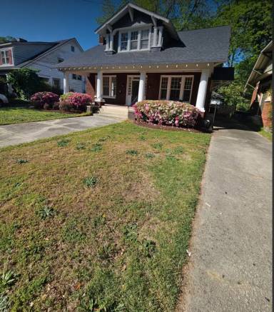 Main picture of 905 Anderson St NW