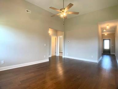 Main picture of 1308 Apple Blossom Rd