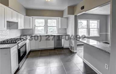 Main picture of 5220 W 44th St
