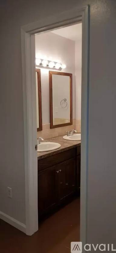 Main picture of 2613 Diaz St