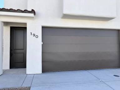 Main picture of 190 N 2480 W
