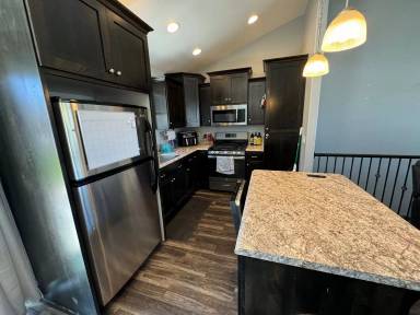 Main picture of 2098 E Ravine Rd