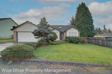 Main picture of 211 NW 98th Cir