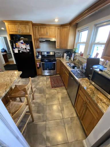 Main picture of 1 Woodstock Ave