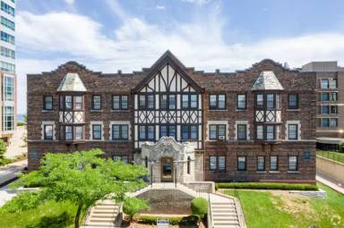 Main picture of 1504 N Prospect Ave