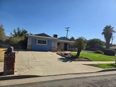 Main picture of 255 E Encore Dr