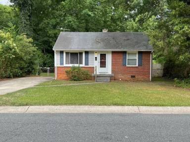 Main picture of 2321 Finchley Dr