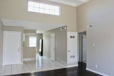 Main picture of 3530 Parkmoor Village Dr