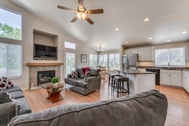 Main picture of 4791 Mesa Meadows Dr