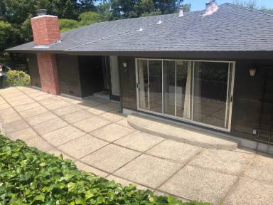 Main picture of 201 Chapman Rd