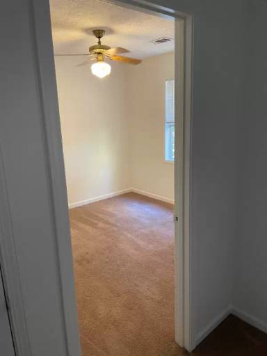 Main picture of 3230 Meadowlark Ln NW