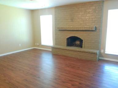 Main picture of 4002 Hurlwood Cir