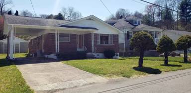 Main picture of 312 Railroad Ave