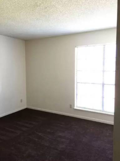 Main picture of 8824 Old McGregor Rd