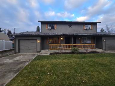 Main picture of 1907 E Saint Maries Ave