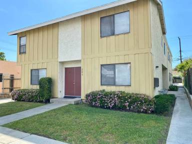 Main picture of 241 S Curtis Ave
