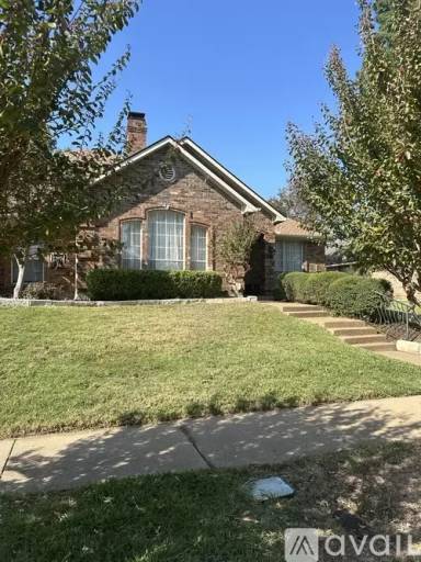Main picture of 2821 Grand Oak Dr