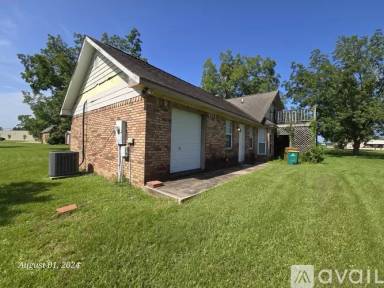 Main picture of 11424 Canal Rd