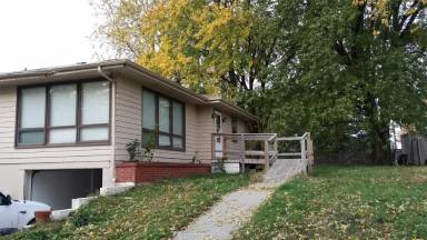 Main picture of 15127 Pinecrest Dr