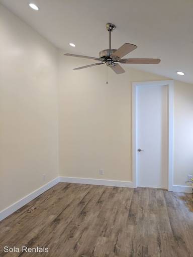 Main picture of 784 E Mountain St
