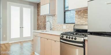 Main picture of 389 Willoughby Ave