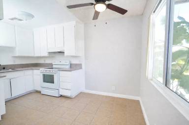 Main picture of 557 S El Cielo Rd